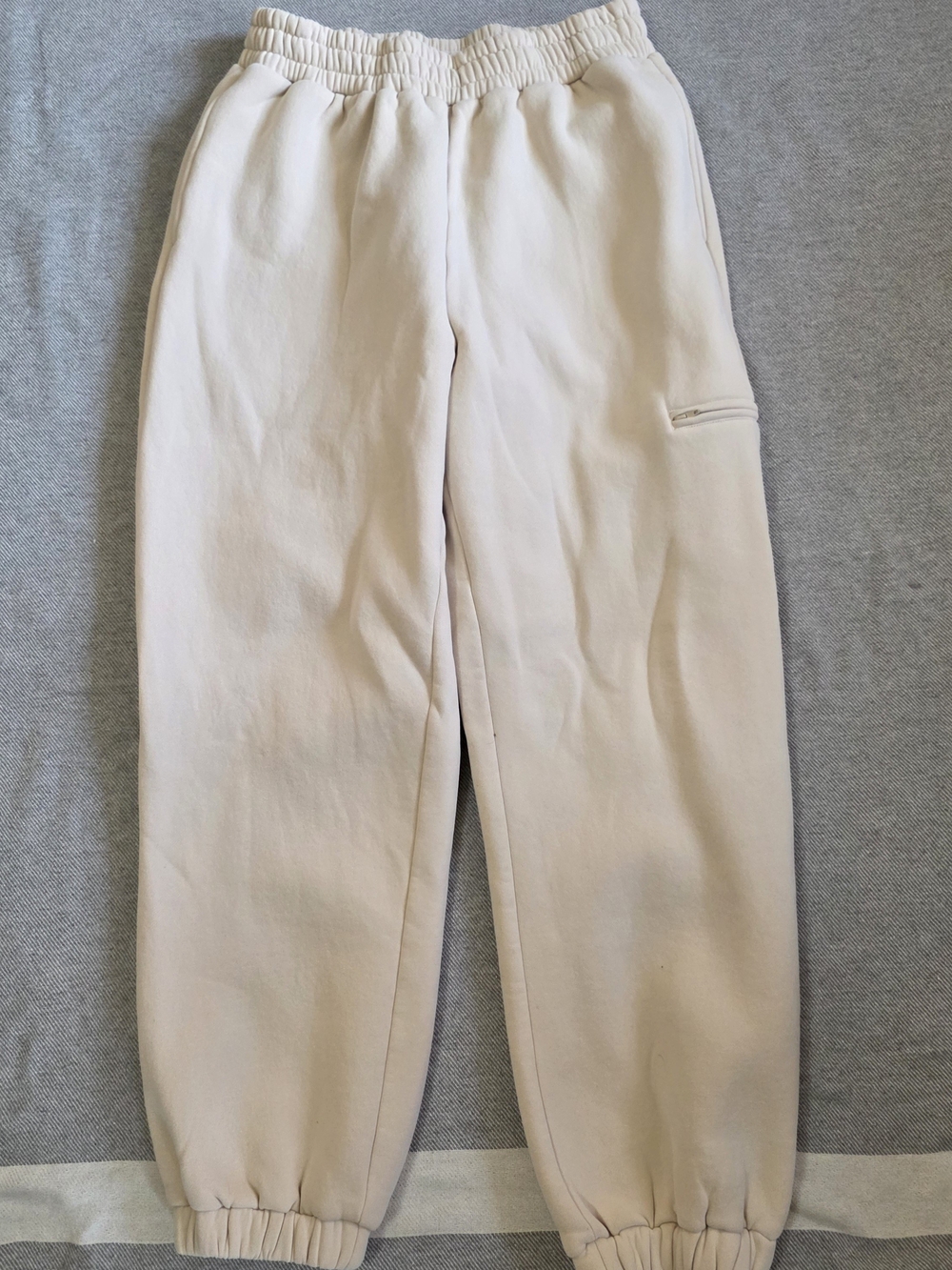 Comfrt Cream Relaxed-Fit Women's Jogger Pants Comfort - Picture 4 of 11